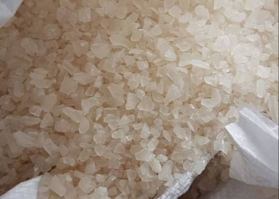 Agente químico de tratamiento de agua de sulfato de aluminio para agua potable segura
