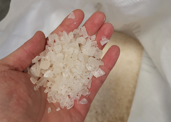 Polvo/pedazos de aluminio estables químicos del sulfato para la solubilidad de agua