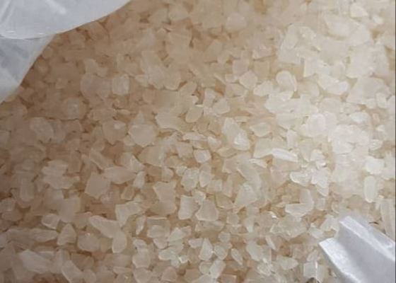 Polvo/pedazos de aluminio estables químicos del sulfato para la solubilidad de agua
