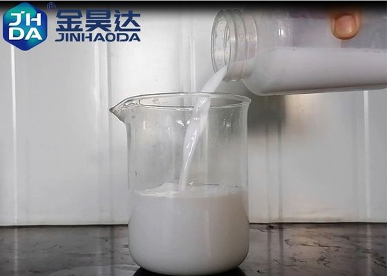 Cera de parafina totalmente refinada Agente impermeabilizante Emulsión blanca No irritante usando emulsión de cera
