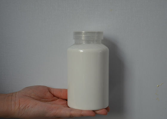 La emulsión blanca negativamente - cargó partículas del llenador de la pulpa que la retención ayuda al 37%